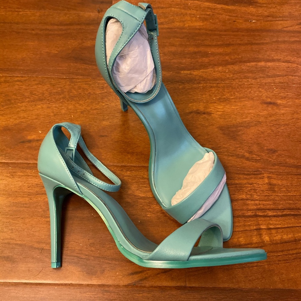 Slnghr Teal Ankle Strap Heels